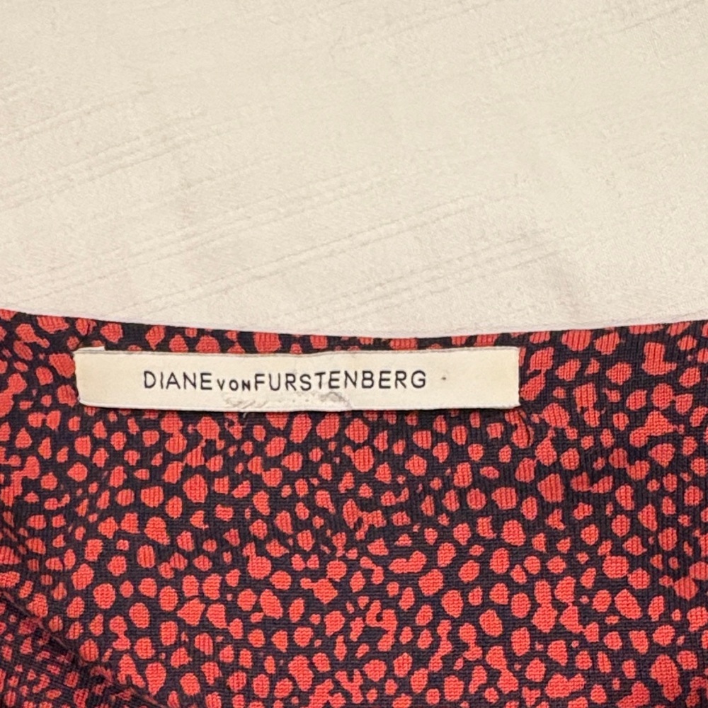 Diane Von Furstenberg Gradient dress 100%silk - Picture 2 of 8